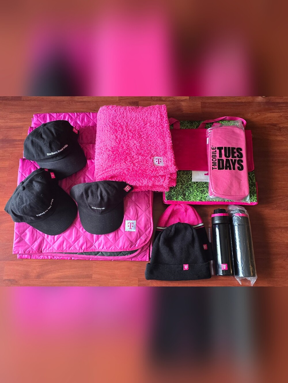 T-Mobile Tuesdays Lot Of 17 Items